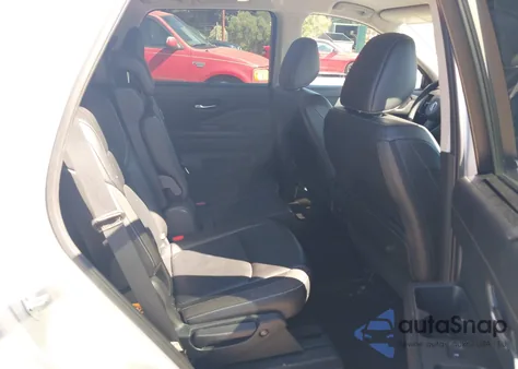 2023 Nissan Pathfinder Sl 4Wd from USA, damaged, VIN 5N1DR3CC2PC262072